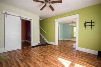 1009 26th St, Des Moines, IA 50311 - photo 5