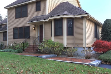 36 Prentiss Way, Exeter, NH 03833 - photo 2