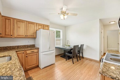 2810 W Emaus Ave, Allentown, PA 18103 - photo 6