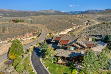 21 Clover Ln-009