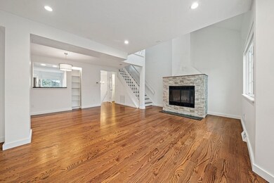 179 Tall Oaks Dr unit D, South Weymouth, MA 02190 - photo 5