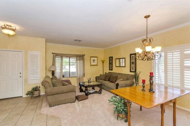 Living room & Dining room
