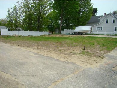 9 Pleasant St, Ashland, NH 03217 - photo 7