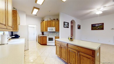 Island provides even more great storage and counte