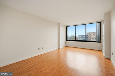 The Lauren unit 1009, Washington, DC 20036 - photo 2