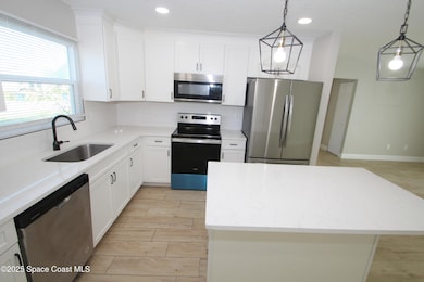 1561 Rachel Ave SE, Palm Bay, FL 32909 - photo 3