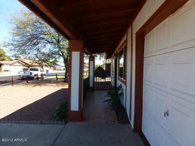 C:\fakepath\023-221525 FRONT PORCH