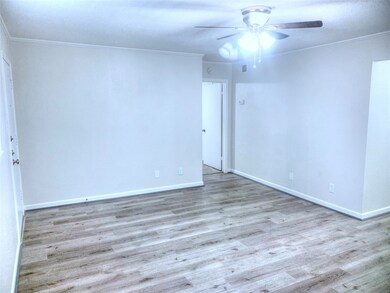 2420 Mcduffie St unit 3, Houston, TX 77019 - photo 4