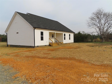 489 E Border Rd, Rock Hill, SC 29730 - photo 2