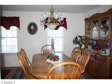 Dining Room - Additional formal dining room pic!