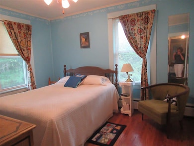 543 Pleasant St, West Rutland, VT 05777 - photo 7