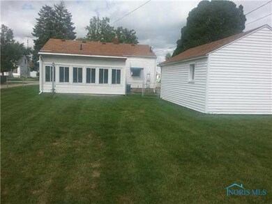 2626 102nd St, Toledo, OH 43611 - photo 2