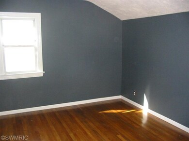 1013 Arlington St NE, Grand Rapids, MI 49505 - photo 7