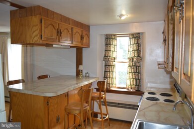 230 E Dutton Mill Rd, Brookhaven, PA 19015 - photo 3