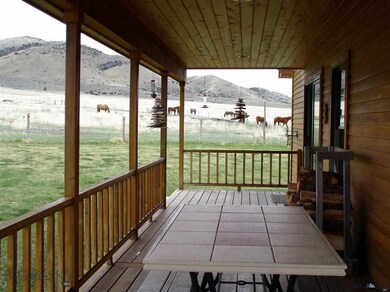 Surrounding Porches