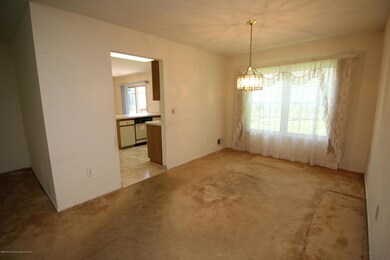 520 Petunia Ln N, Whiting, NJ 08759 - photo 4