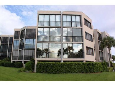 9612 Riverside Dr unit 106, Sebastian, FL 32958 - photo 3