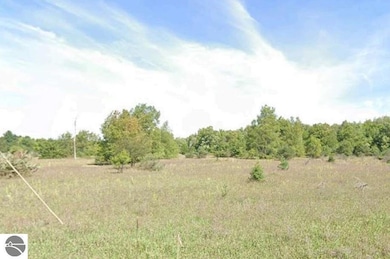 Unit 4 North St, Thompsonville, MI 49683 - photo 6