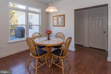 11 Spring Heath Ct, Windsor Mill, MD 21244 - photo 7