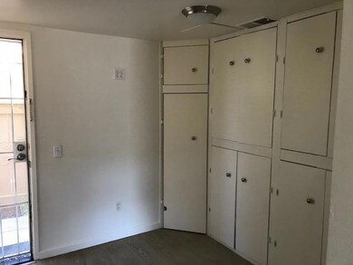 Cypress CR nook