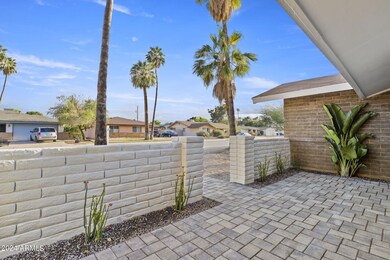 634 E Manhatton Dr, Tempe, AZ 85282 - photo 6