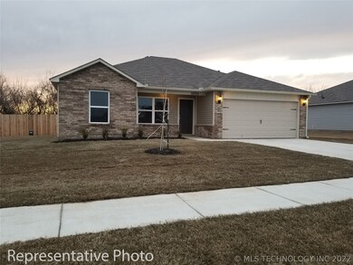 1501 S 27th St, Broken Arrow, OK 74014 - photo 3