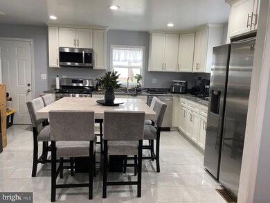 9328 Fontana Dr, Lanham, MD 20706 - photo 4