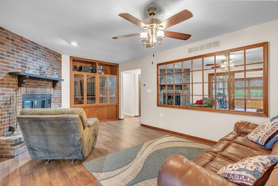 10338 Oreilly Ln, Rensselaer, IN 47978 - photo 5