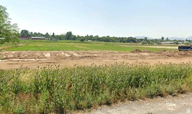 350 E 300 N, Hyrum, UT 84319 - photo 2