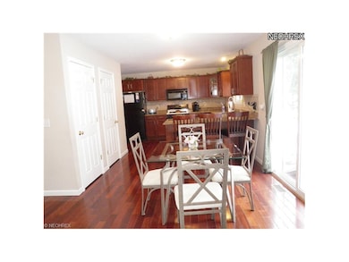 Fabulous kitchen with breakfast bar and breakfast 