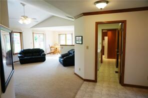 5136 Constitution Ct, Columbus, IN 47203 - photo 3