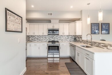 1025 Fellsway unit 4, Medford, MA 02155 - photo 2