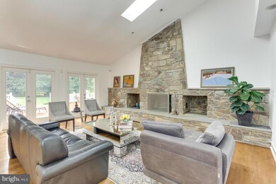 7801 Brickyard Rd, Potomac, MD 20854 - photo 4