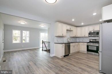 42 Colgate Rd, Atco, NJ 08004 - photo 4