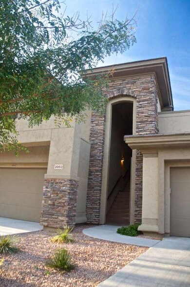Villa 2052 Towne Ctr2