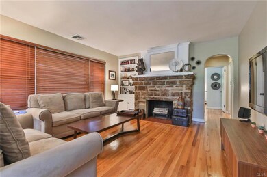 2502 W Highland St unit 2506, Allentown, PA 18104 - photo 6