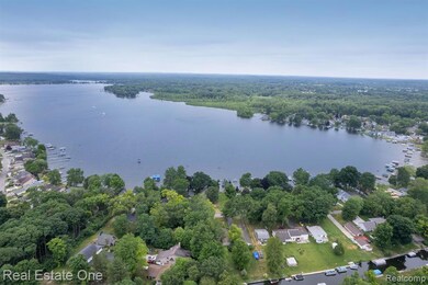 0 Glenroylet Dr unit 20251058319, Hamburg Township, MI 48139 - photo 2