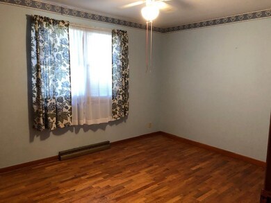 1007 W Saint Anthony Ave, Effingham, IL 62401 - photo 4