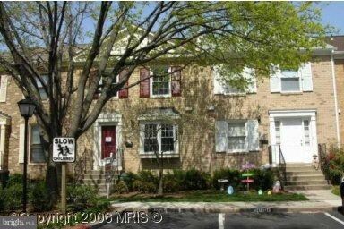 10271 Arizona Cir, Bethesda, MD 20817 - photo 2