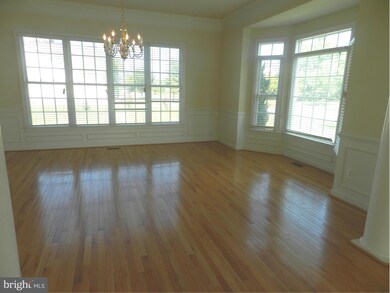 22067 Auction Barn Dr, Ashburn, VA 20148 - photo 4