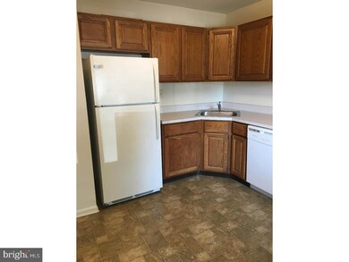 2122 Yorktown S, Norristown, PA 19403 - photo 2