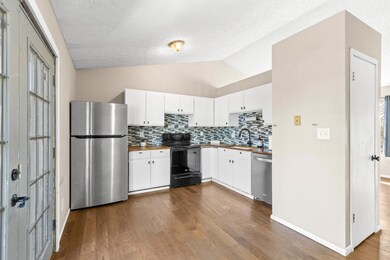 2620 Millview Dr, Columbus, OH 43207 - photo 3