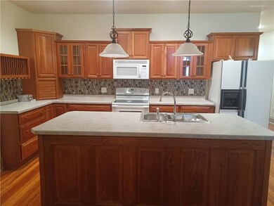 118 Central Ave E, Clarion, IA 50525 - photo 4