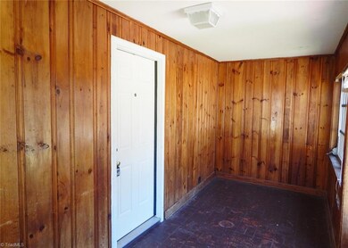 1304 Forrest St, High Point, NC 27262 - photo 2