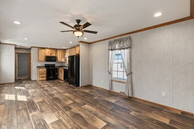 1 G St, Merrimac, MA 01860 - photo 5
