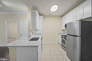 12957 Centre Park Cir unit 110, Herndon, VA 20171 - photo 6