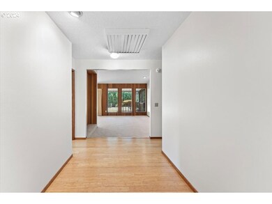 9485 SW New Forest Dr, Beaverton, OR 97008 - photo 4