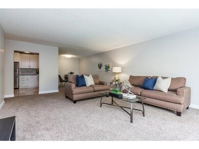 10531 Cedar Lake Rd S unit 404, Hopkins, MN 55305 - photo 4