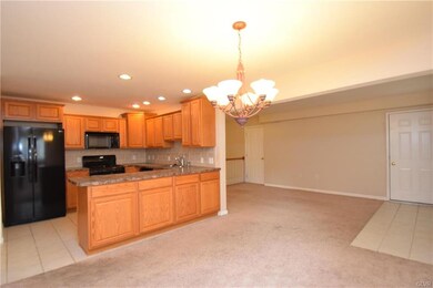 1553 Creekside Rd, Whitehall, PA 18052 - photo 4
