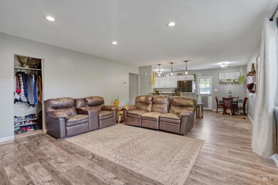 2311 Burton Ave, Burley, ID 83318 - photo 7